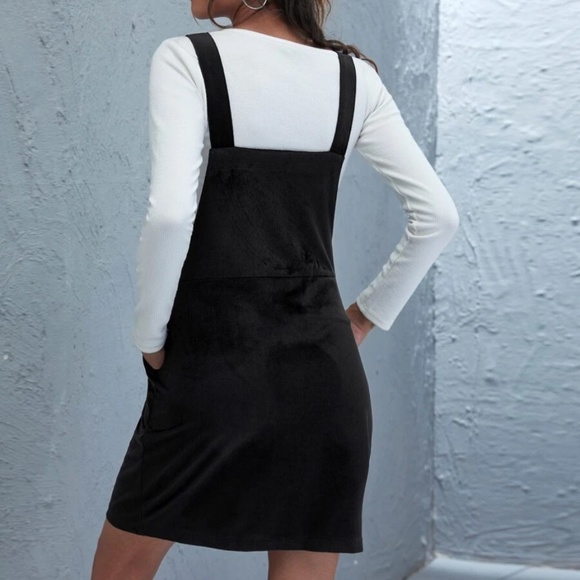 Black Corduroy Pocket Casual Overall Dress - Picture 4 of 5